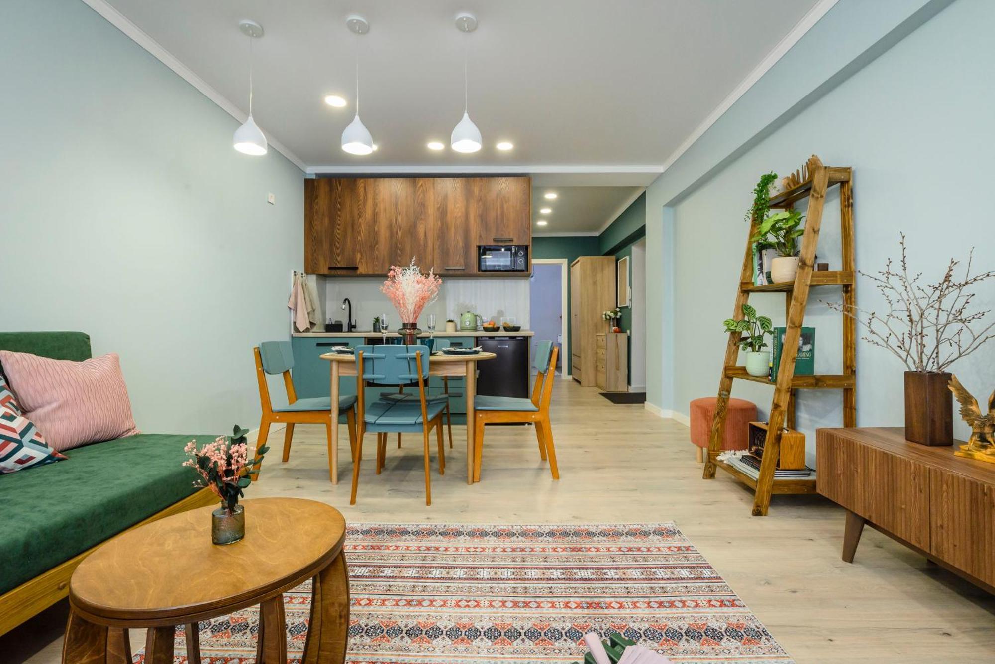 Mid-Century Charm Apartments В Центре Алматы Eksteriør bilde